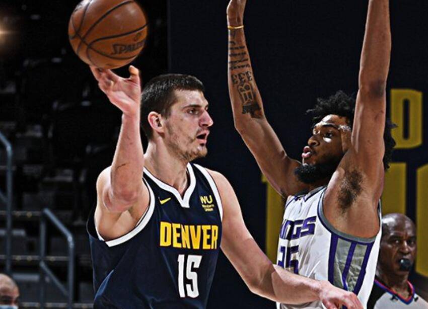 暴雨赛周采 暴雨赛周采